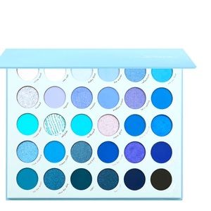 30 Colors Eyeshadow Palette - "Right The Wave" By. Kara Beauty
